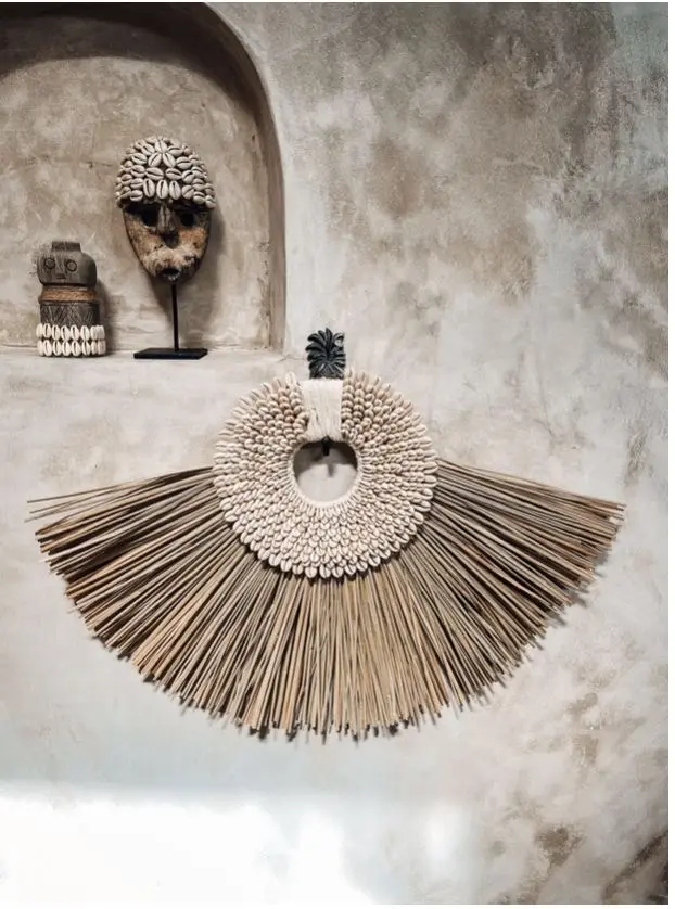COLLIER EN CAURIS  