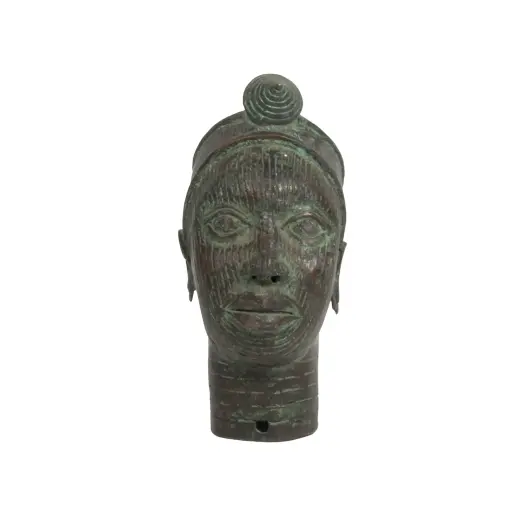 TETE SCULPTEE - IFE - YORUBA FEMME